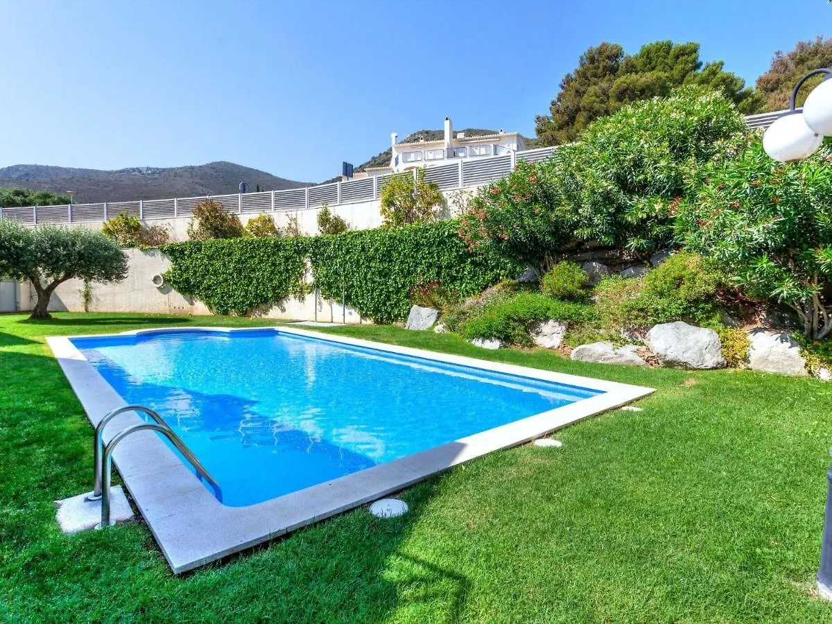Apartment Fane De Baix I By Interhome